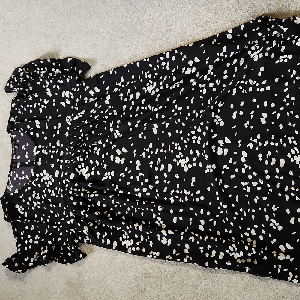 Staccato Flutter Sleeve Babydoll Shift Dress- Medium NWOT